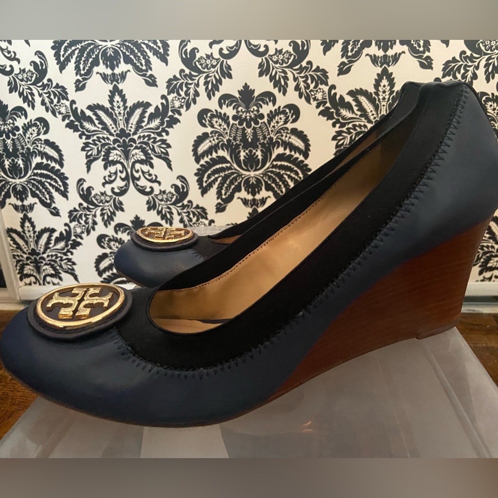 Tory Burch Style No 31148218 Caroline 2 65mm wedge